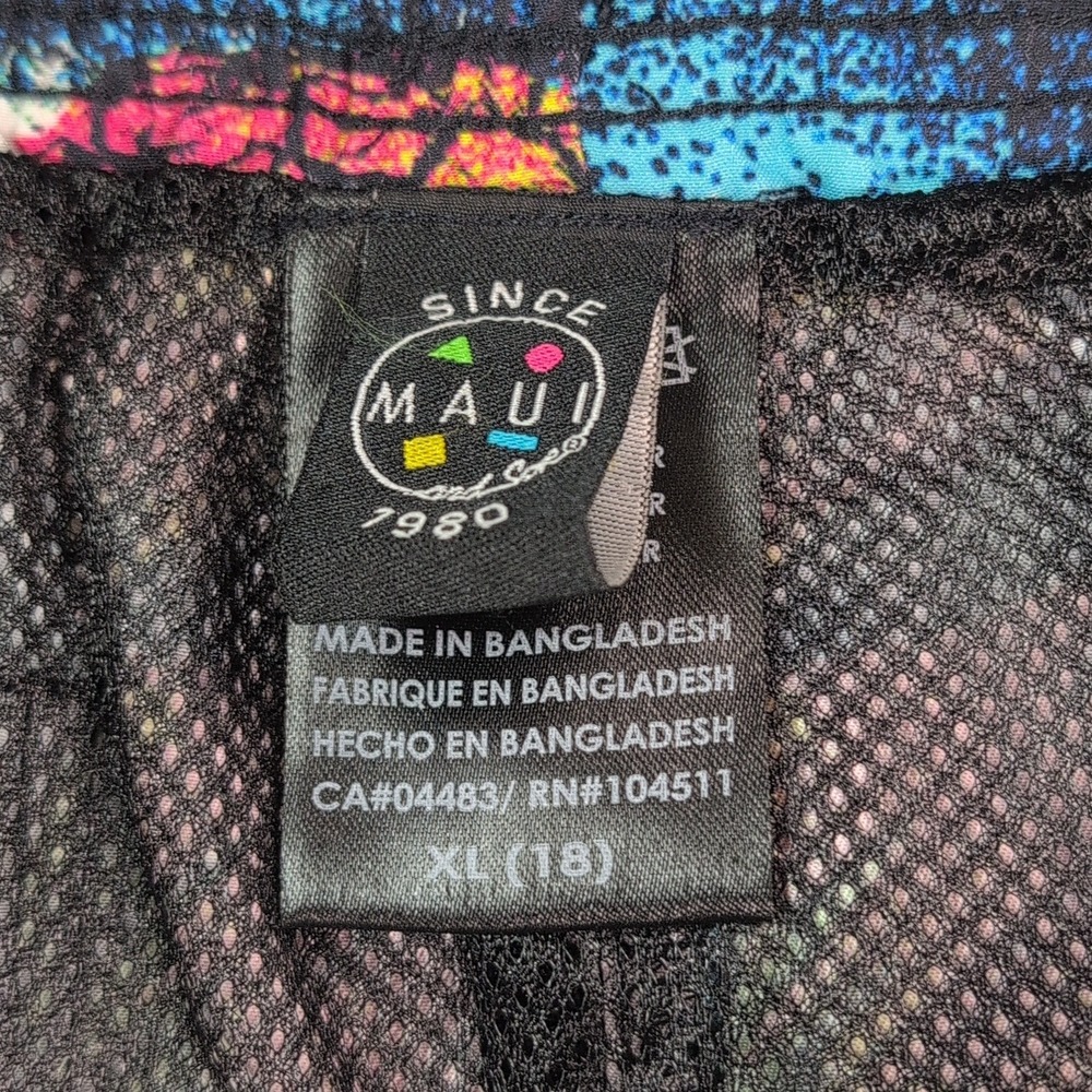 NEW Maui and Sons Boys XL 18 Pool Shorts Swim Trunks Neon Shark Pineapple Print - Picture 9 of 12